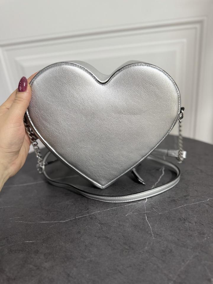 Сумка Victoria’s Secret в форме сердца