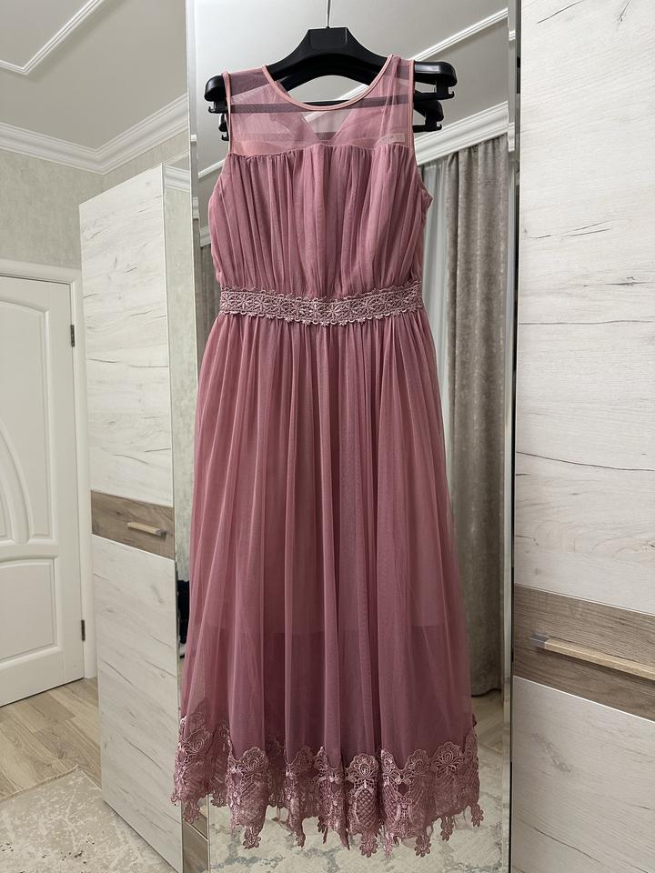 Платье вечернее