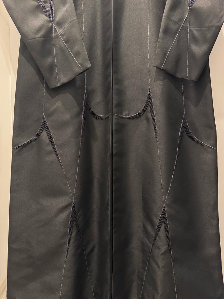 Абайя из плотной ткани на весну / осень