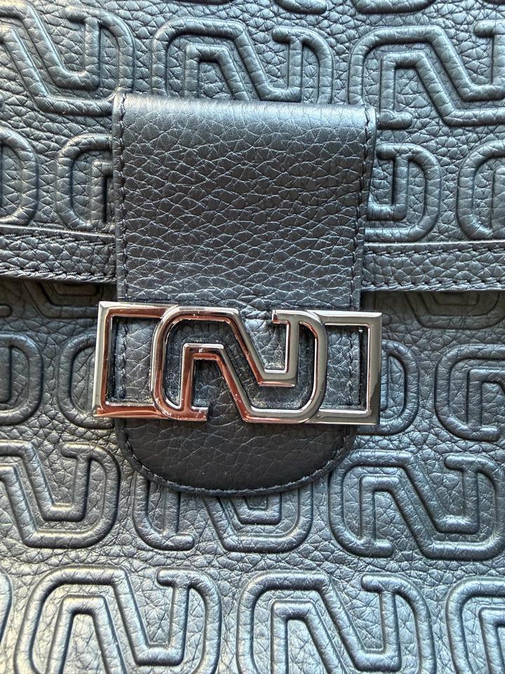 Сумка-рюкзак из натуральной кожи