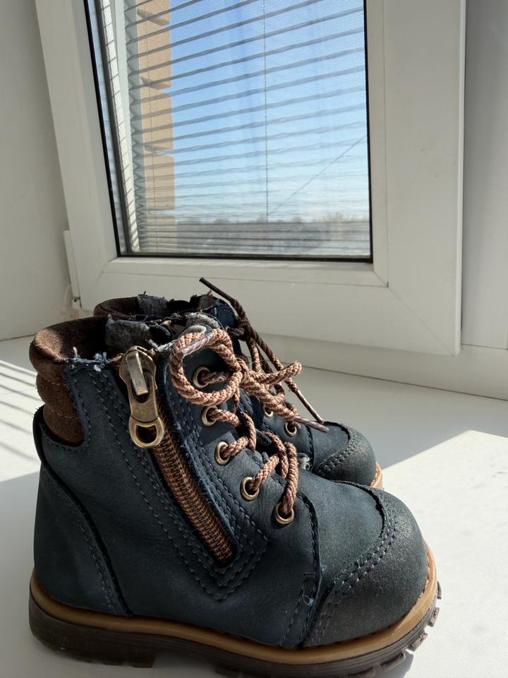 Ботинки фирмы Kotofei