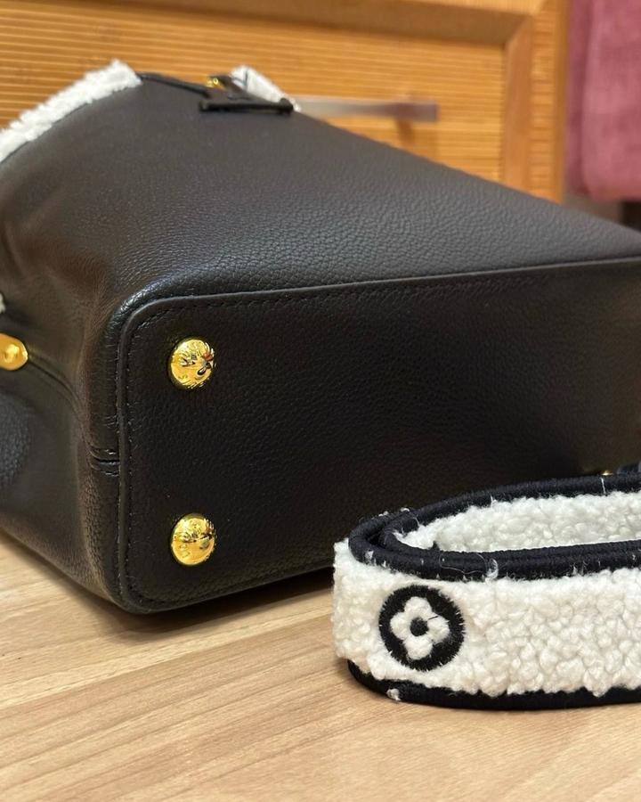 Сумка LV новая