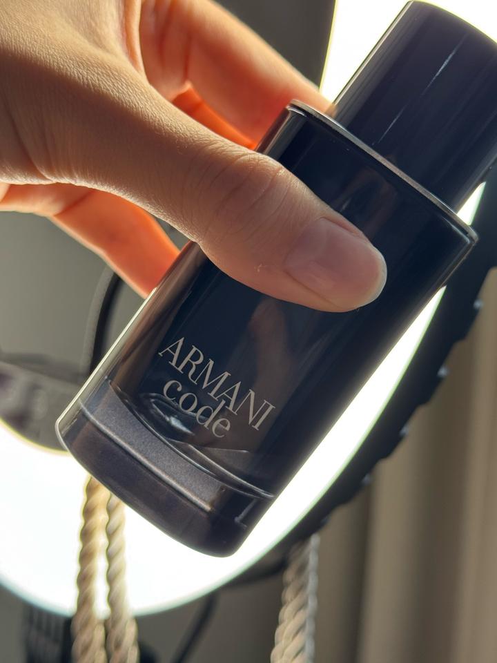 Парьфюм ARMANI code
