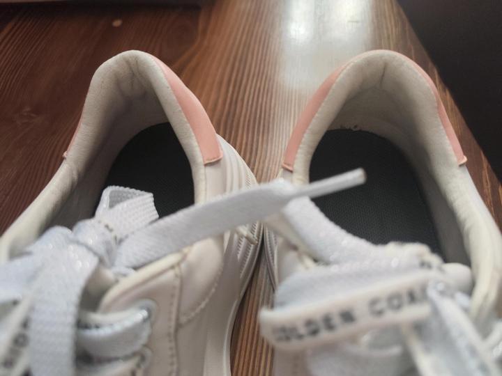 Кроссовки.Высокая подошва.