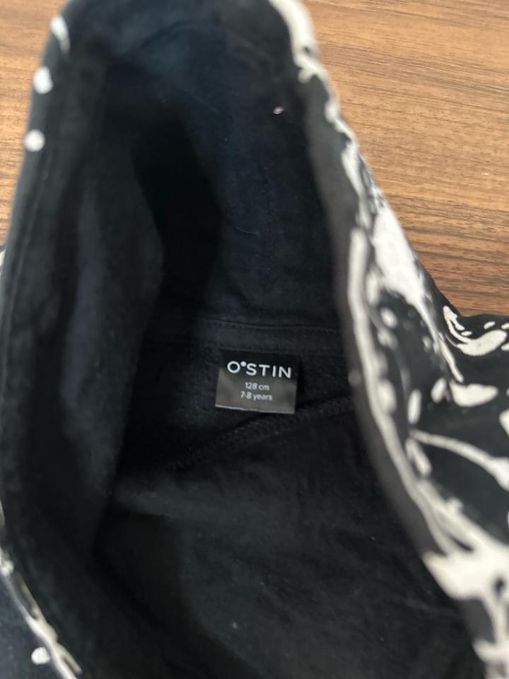 Худи и брюки для мальчика на рост 122-128 см