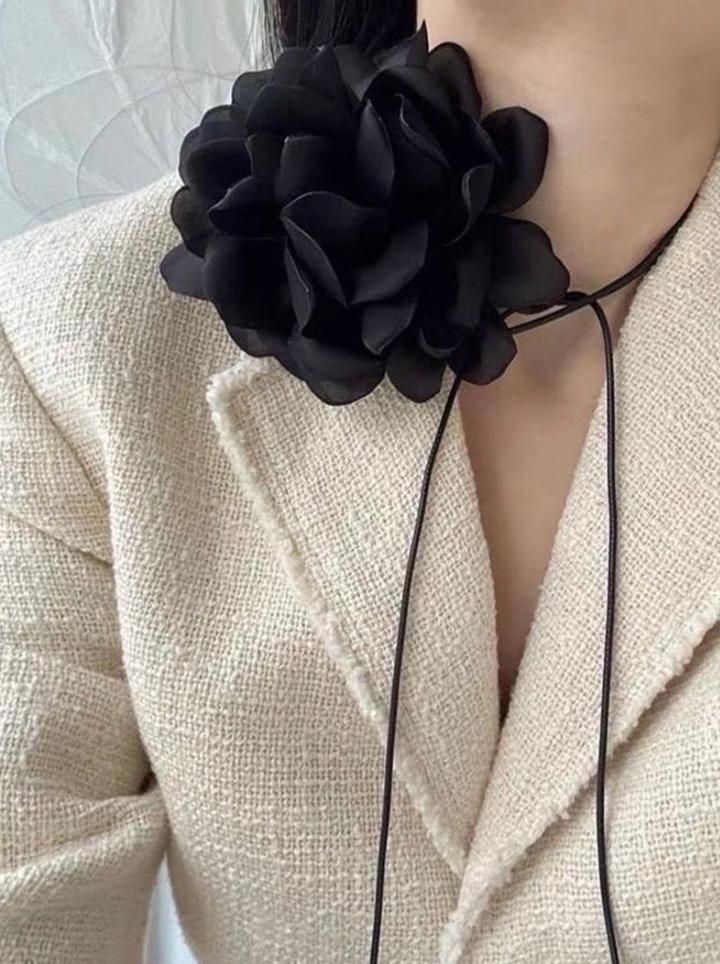 Новый чокер розочка