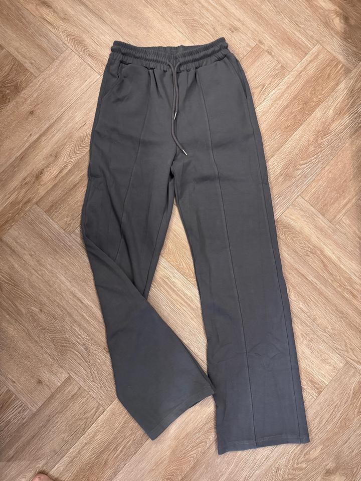 Костюм спортивный