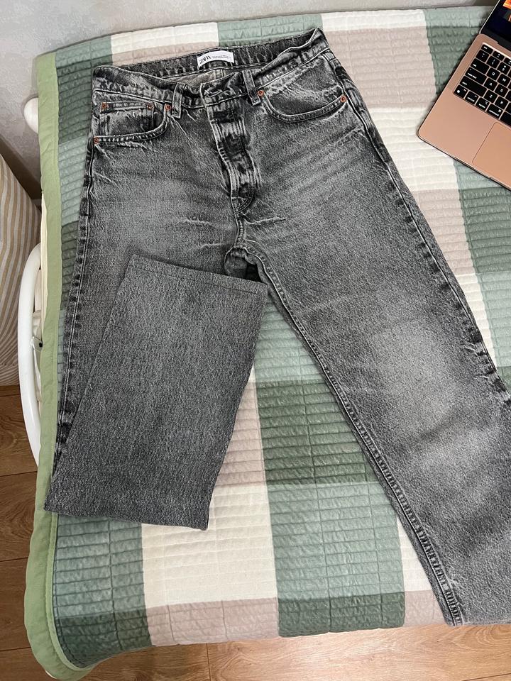 Джинсы Zara