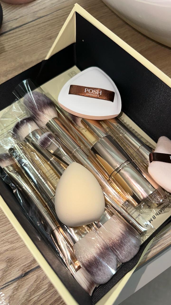 Aeka posh кисточки