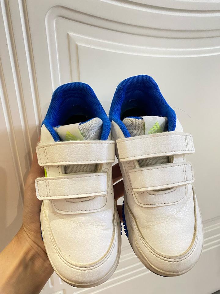Оригинал кроссовки Adidas