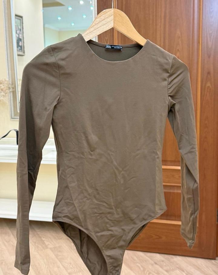 Боди от Zara