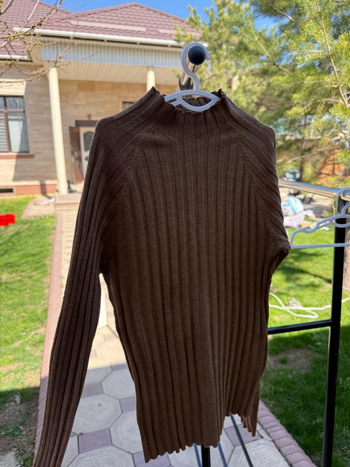 Лонгслив в рубчик