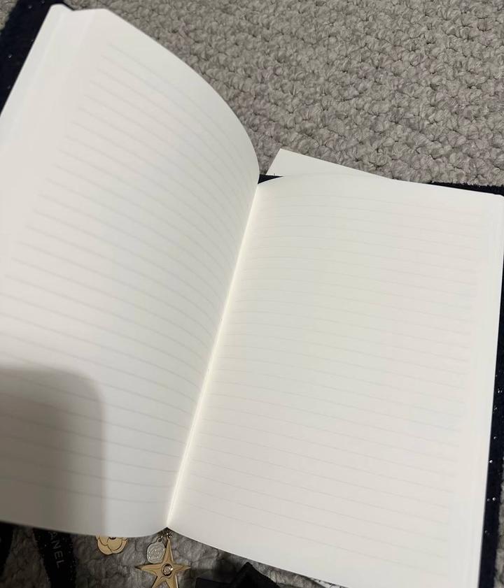 Блокнот Chanel Beaute