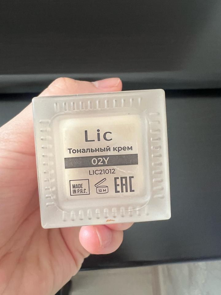 Тональный крем Lic
