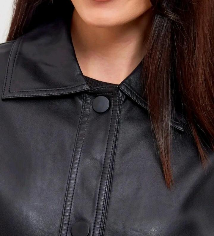 Новая демисезонная куртка