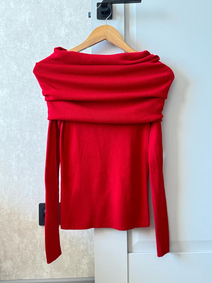 Кофта Zara с открытыми плечами