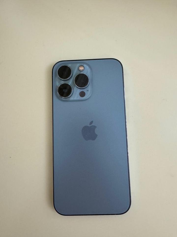 Продам IPhone 13 Pro