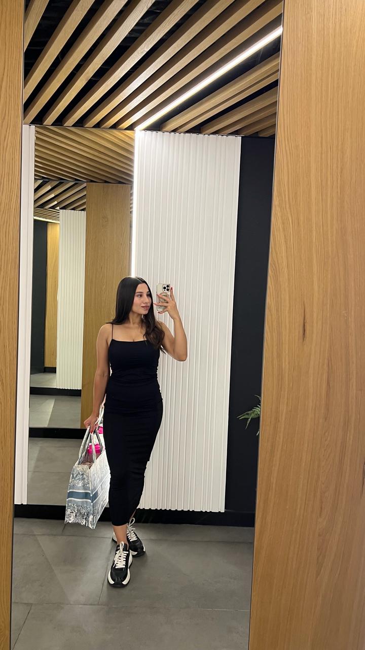 Платье под skims от Zara, размер XS в черном цвете, облегает