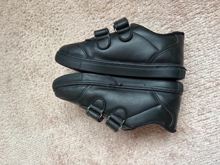 Детские ботинки