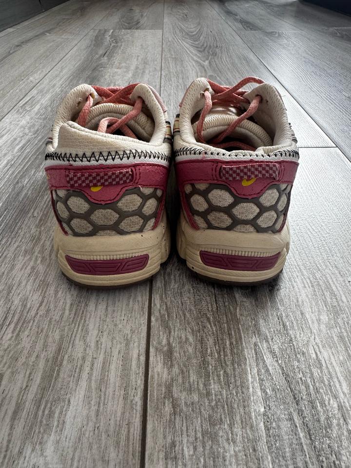 Кроссовки Asics Gel-Kahana 8