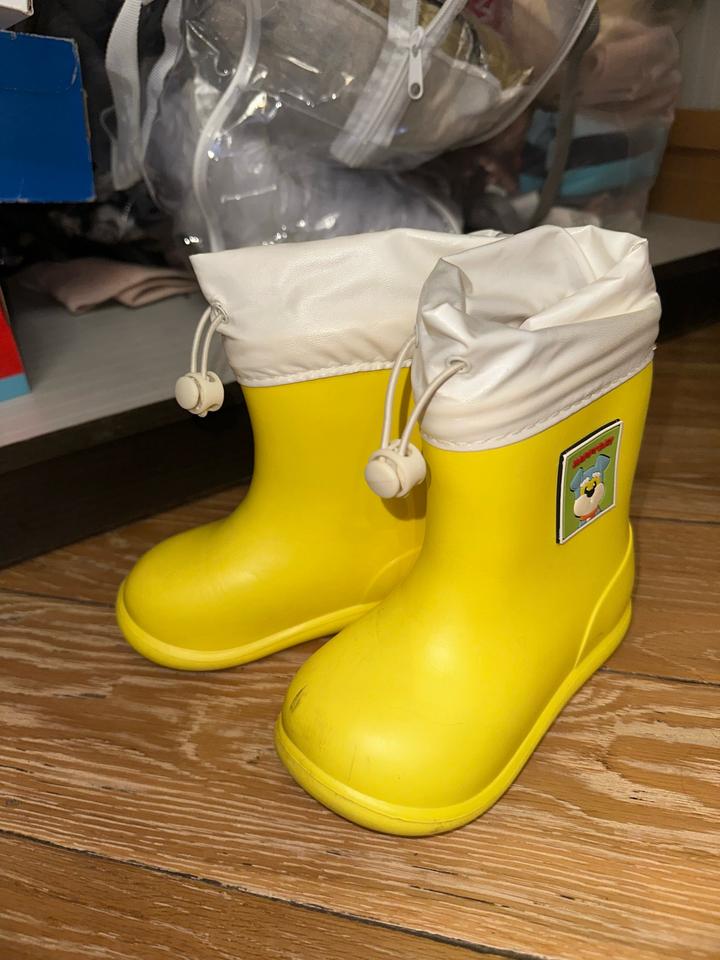 Резиновые сапоги