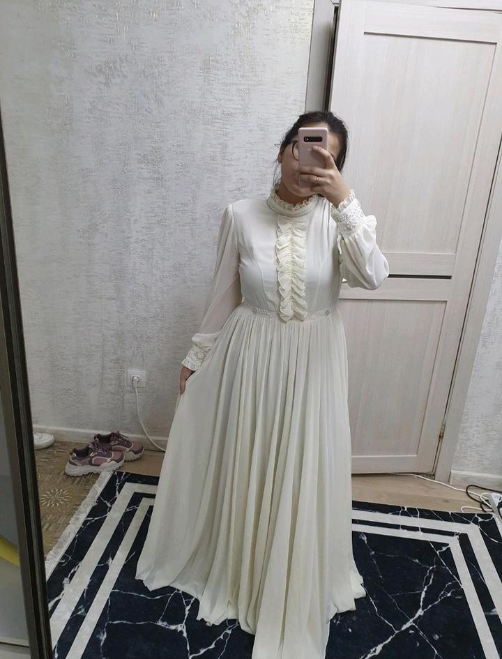 Платье на узату. Айвори. 48размер