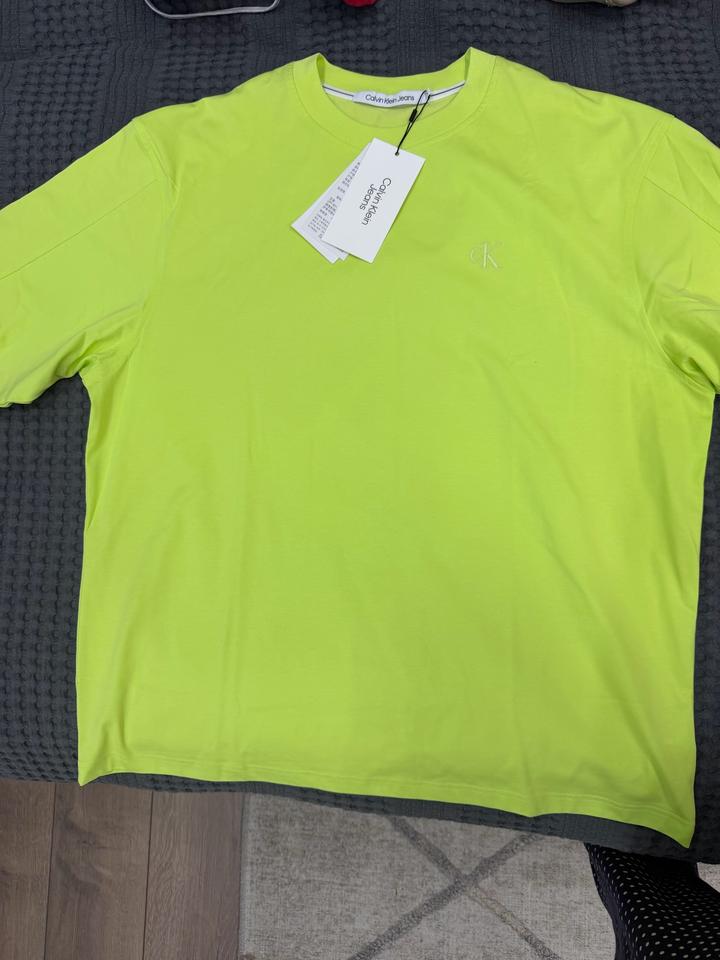 Футболка женская