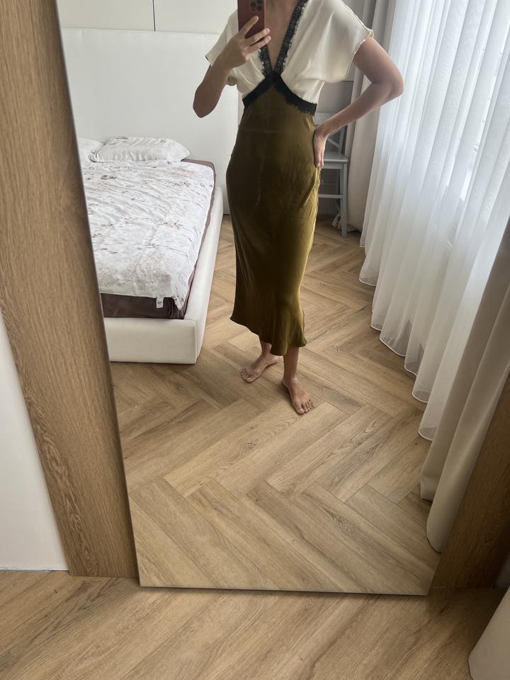 Платье атласное zara