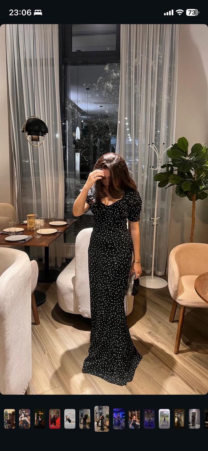 Вечернее чёрное платье в горошек с кружевом