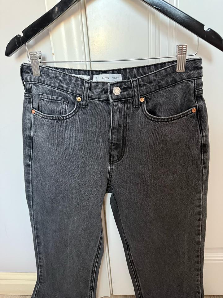 Джинсы манго