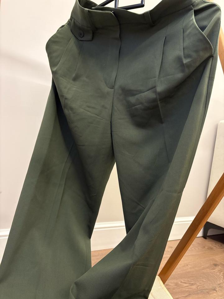 Классические брюки от Massimo Dutti