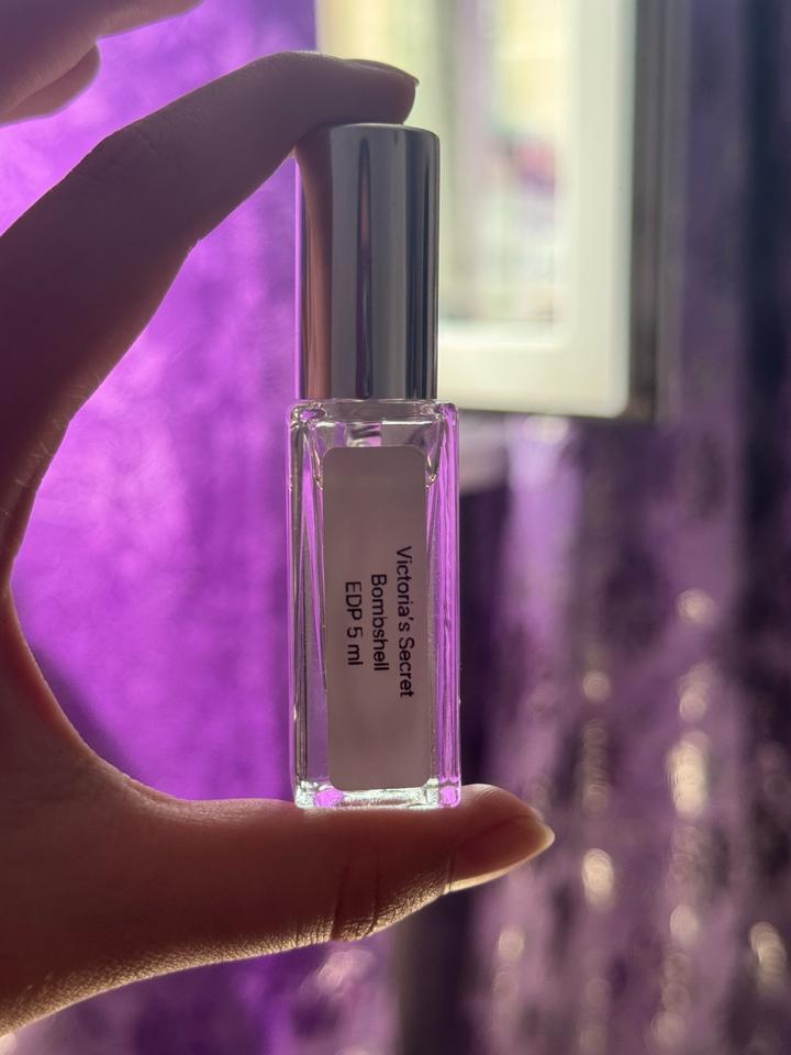 Bombshell Victoria's Secret