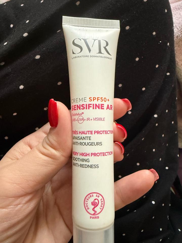 Spf SVR для кожи с Розацея. Брала в ЗЯ.Ни разу не пользовалась