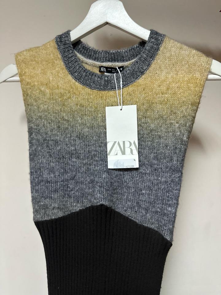 Трикотажное платье Zara