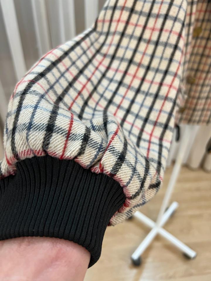 Теплый бомбер на весну