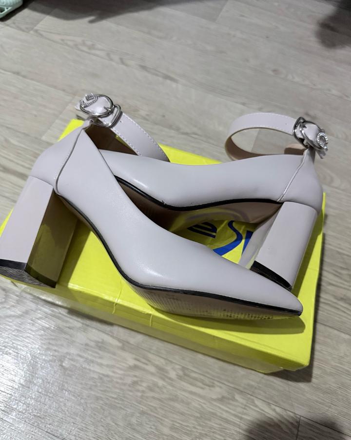 Новые Женский туфли