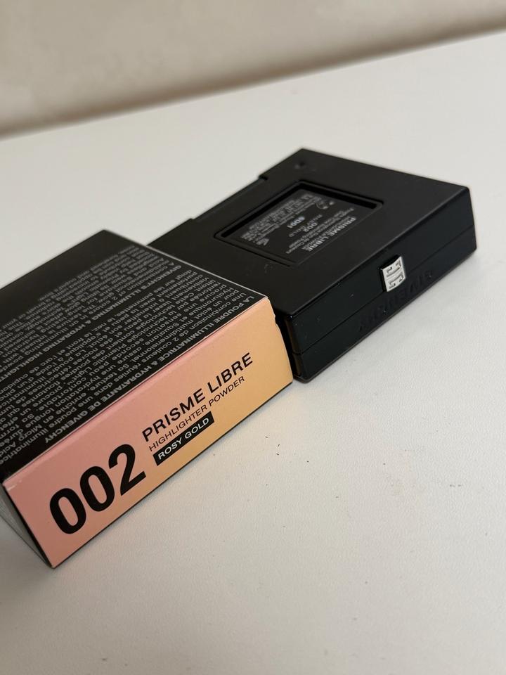 ✨ Givenchy Prisme Libre Highlighter Powder 02 Rosy Gold