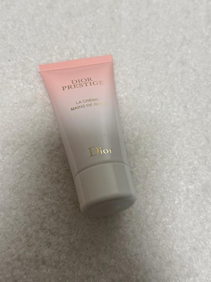 Dior Prestige La Crème Mains de Rose 🌹 2 раза только пользовалась. 10% примерно