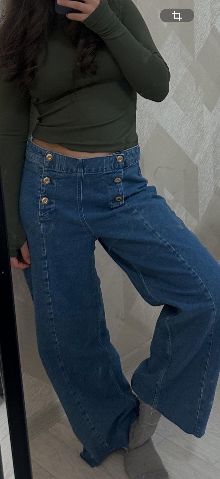 Джинсы-кюлоты Koton Sandra с золотыми пуговицами (W30/L32)