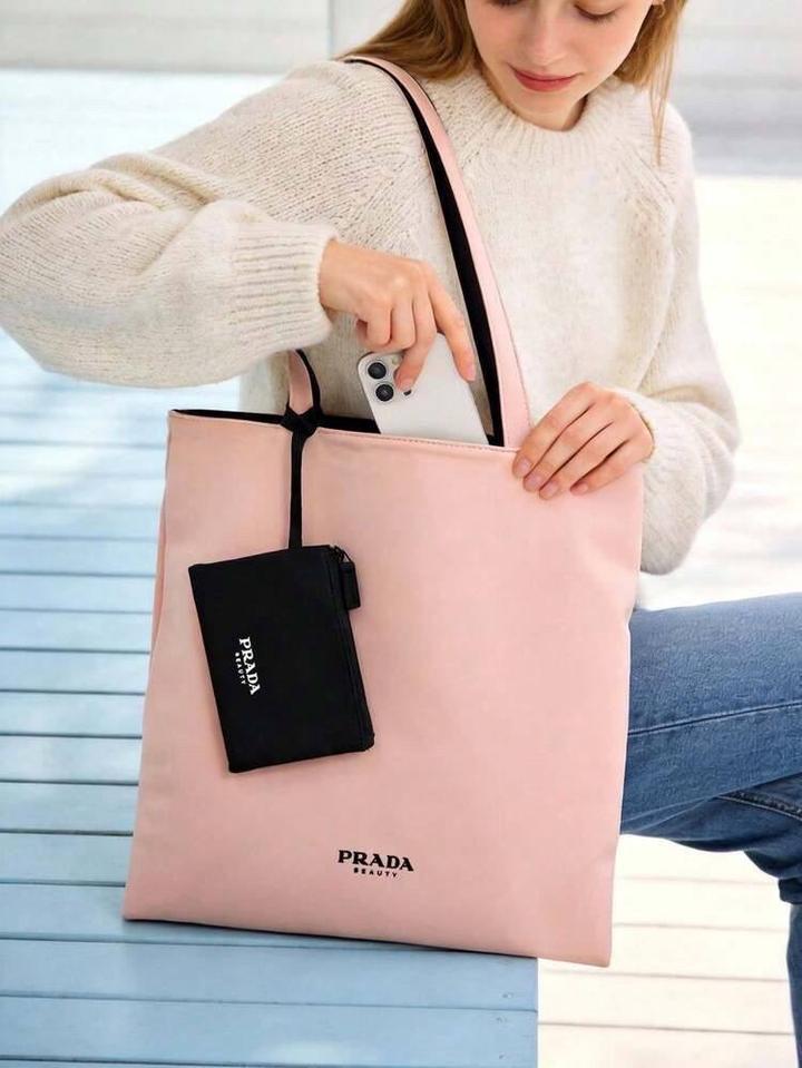 Шопер двусторонний и кошелек Prada Beauty