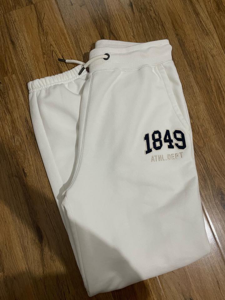 Спортивное трико