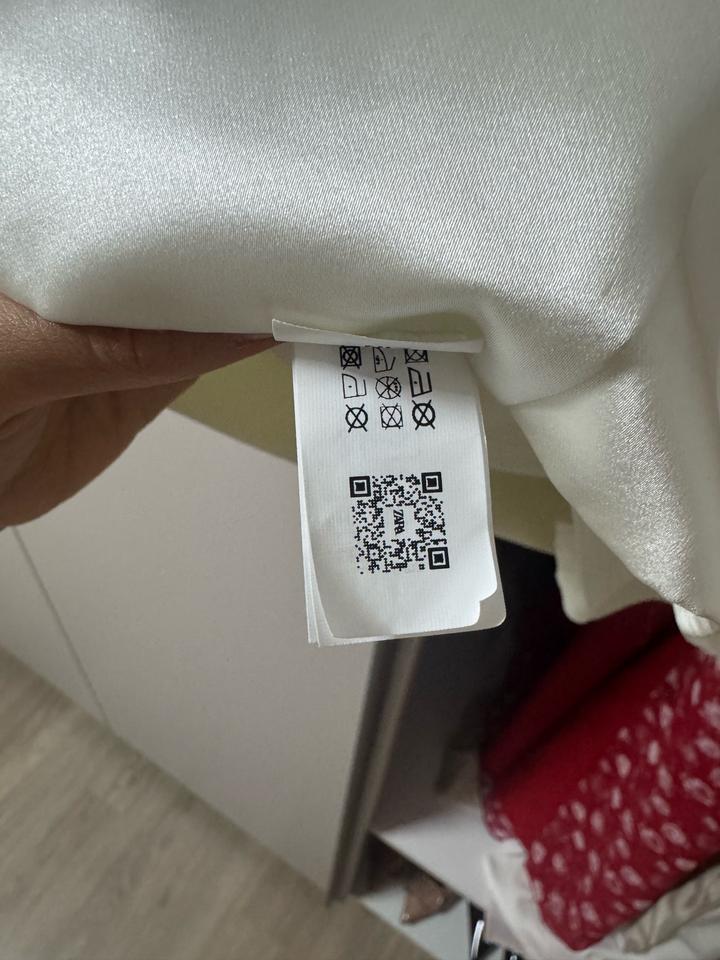 Белое платье Zara