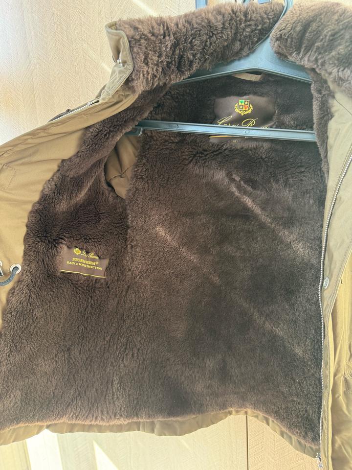 Продам Парку от Loro Piano