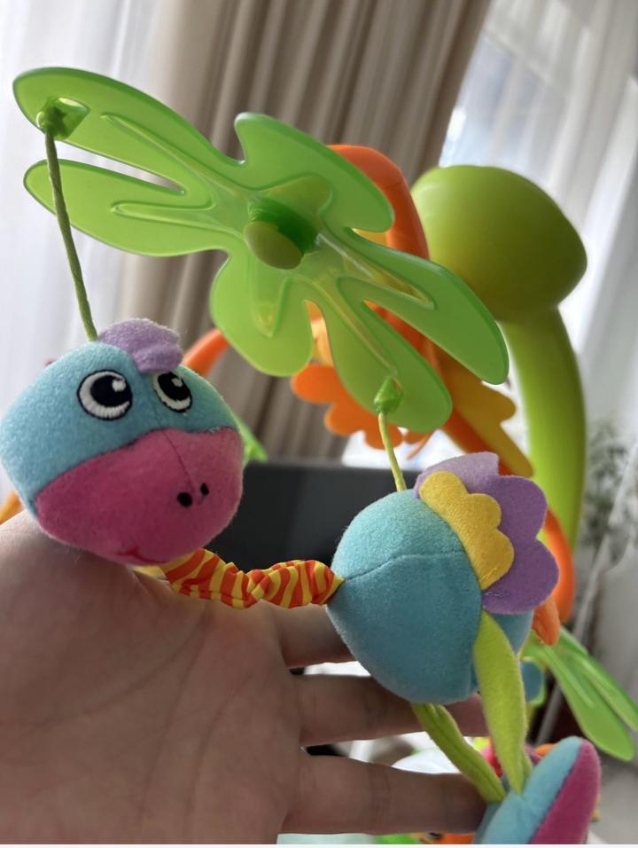 Мобиль tiny love 0+