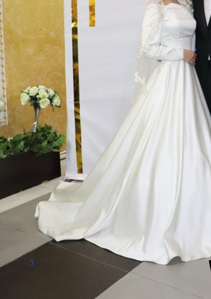 Продаю свадебное платье