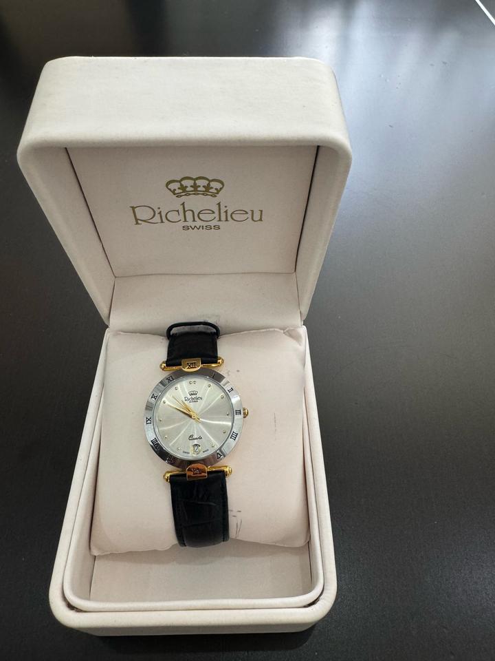 Женские часы Richelieu Swiss Made