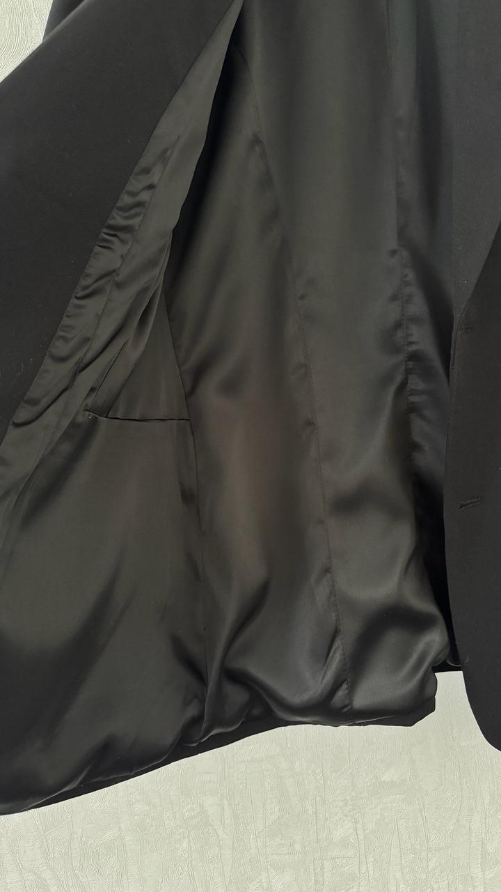 Черный пиджак Balenciaga