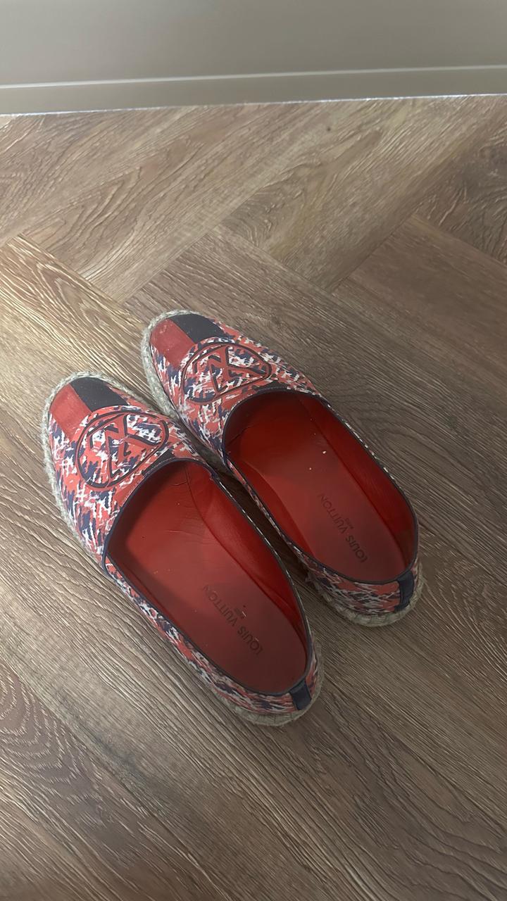 Эспадрильи LV