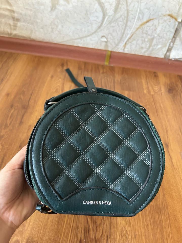 Зеленая сумка