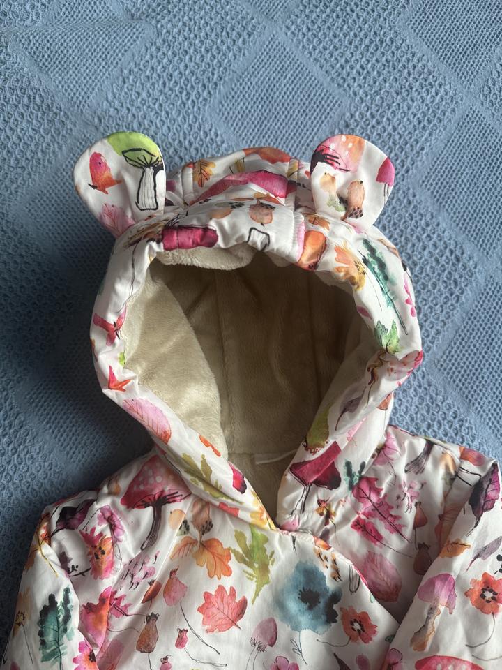 Курточка весенняя